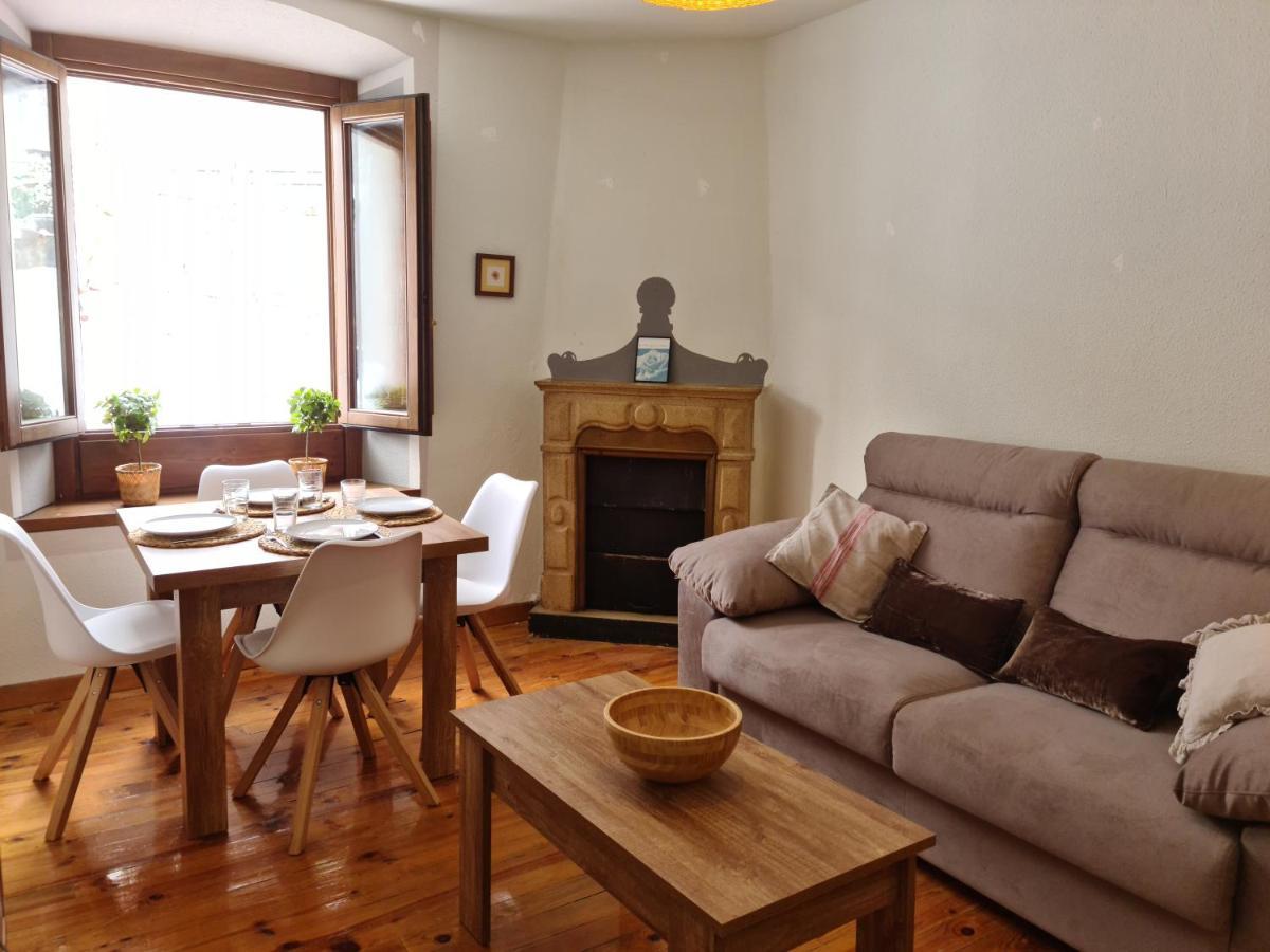 Espectacular Apartamento Reformado En Edificio Historico, Con Wifi Canfranc Exteriör bild