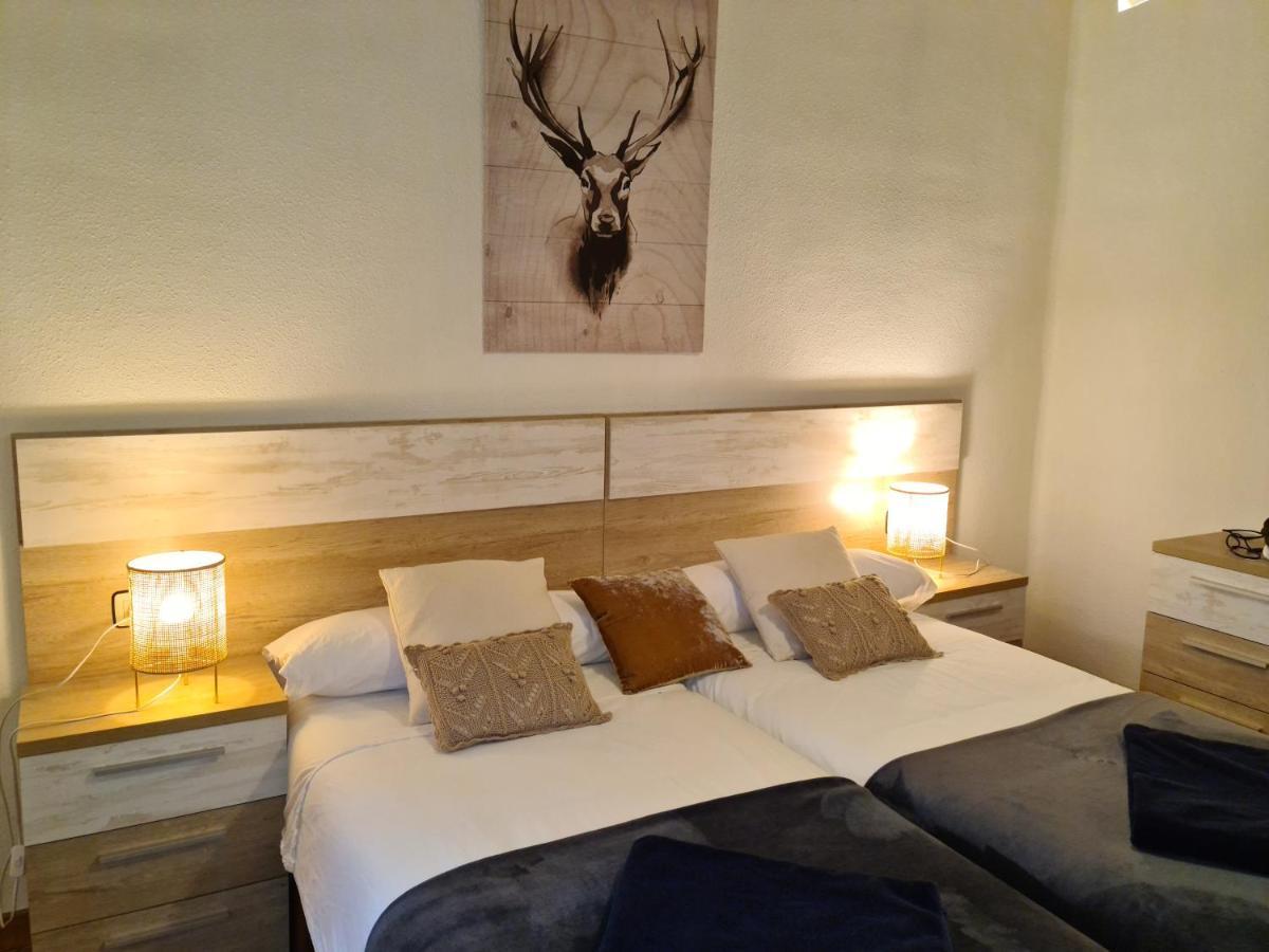 Espectacular Apartamento Reformado En Edificio Historico, Con Wifi Canfranc Exteriör bild