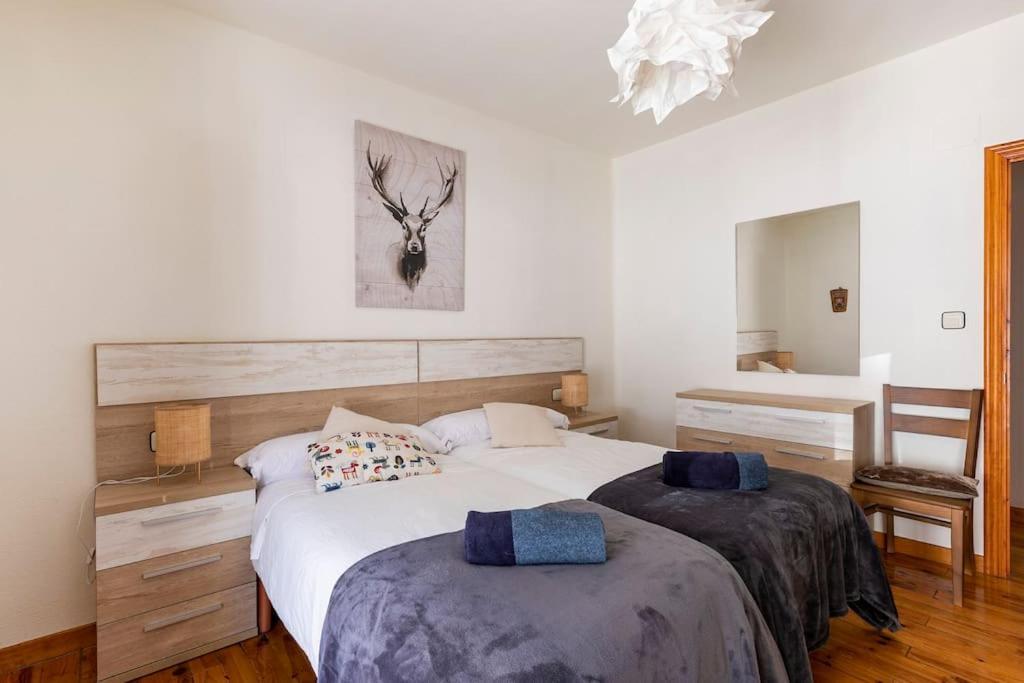 Espectacular Apartamento Reformado En Edificio Historico, Con Wifi Canfranc Exteriör bild