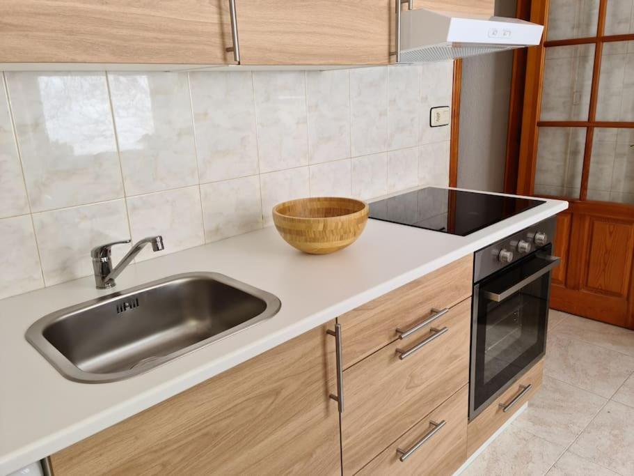 Espectacular Apartamento Reformado En Edificio Historico, Con Wifi Canfranc Exteriör bild