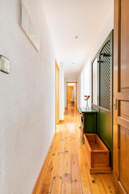 Espectacular Apartamento Reformado En Edificio Historico, Con Wifi Canfranc Exteriör bild